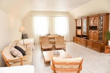 Фото номера Дом с 4 спальнями Дома для отпуска Garden View Home г. Марупе 52