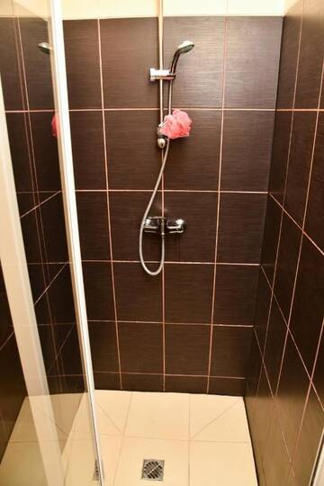 Фото номера Дом с 4 спальнями Дома для отпуска Garden View Home г. Марупе 16