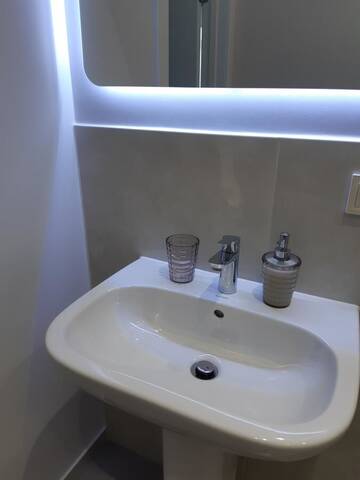 Фото номера Апартаменты с 1 спальней Апартаменты Brand new studio appartament near Riga airport г. Марупе 37